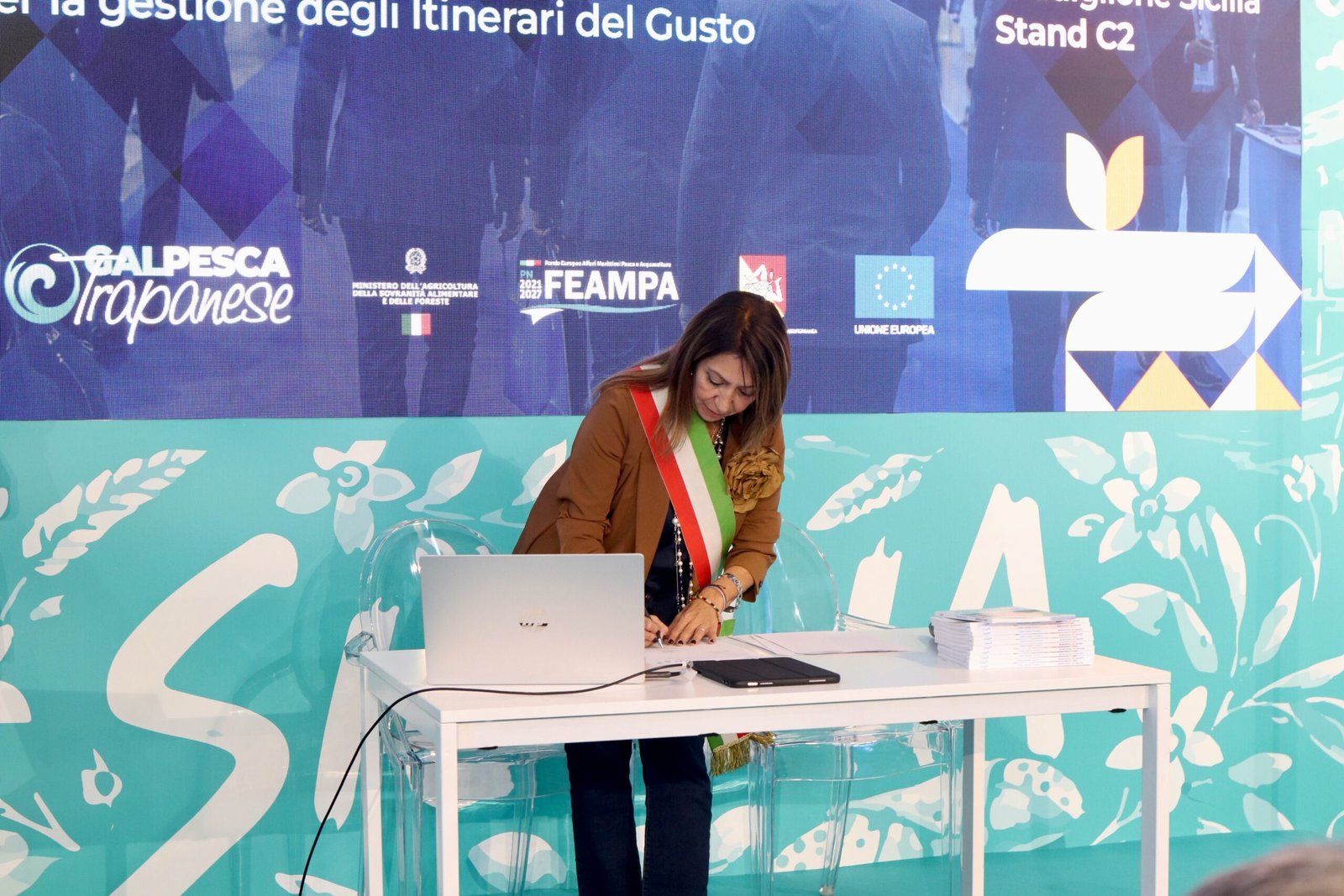 Sottoscrizione 19