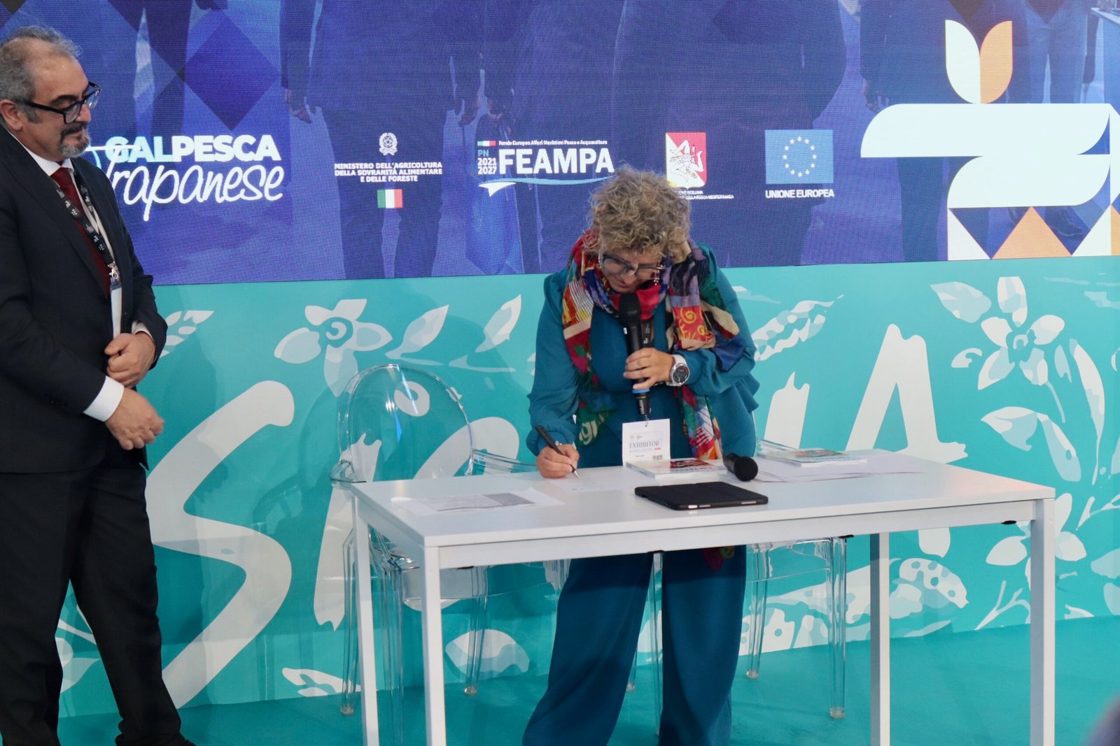 Sottoscrizione 37